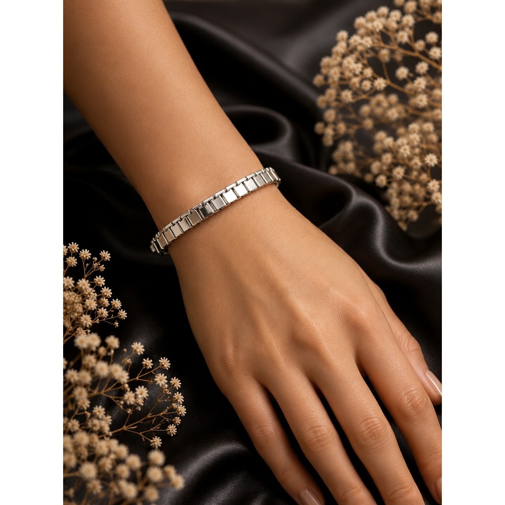 Monet Silver Tone Geometric Link Tennis Bracelet Signed Fold Over Clasp 7.25"